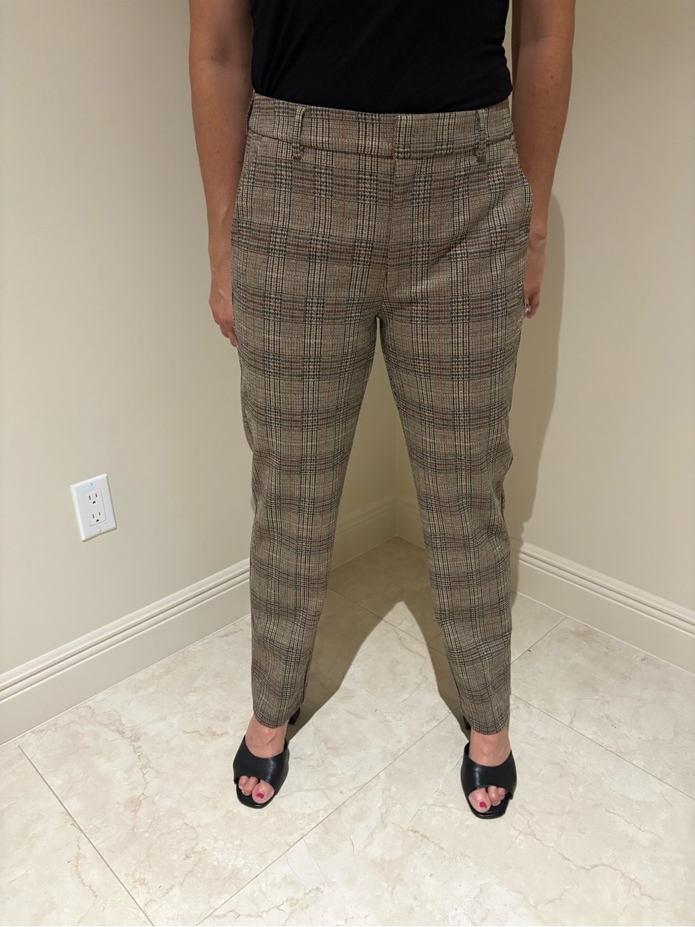 Liverpool L.A.: kelsey trouser
color: driftwood multi
ins: 29”